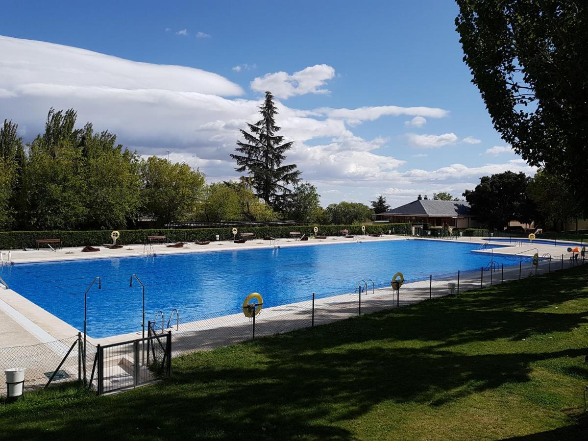 Loft Abantos - 120M2 Mas Terraza Y Jardin Independiente San Lorenzo de El Escorial Eksteriør bilde